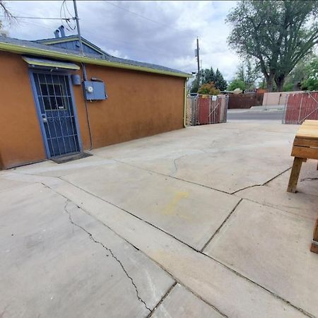 Pet Friendly Modern Casita In Heart Of Nob Hill Albuquerque Exterior foto